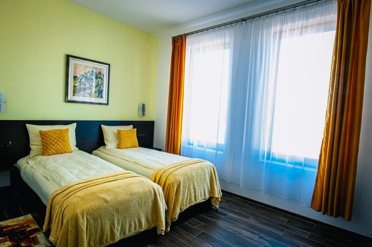 Colors Aparthotel Cluj-Napoca